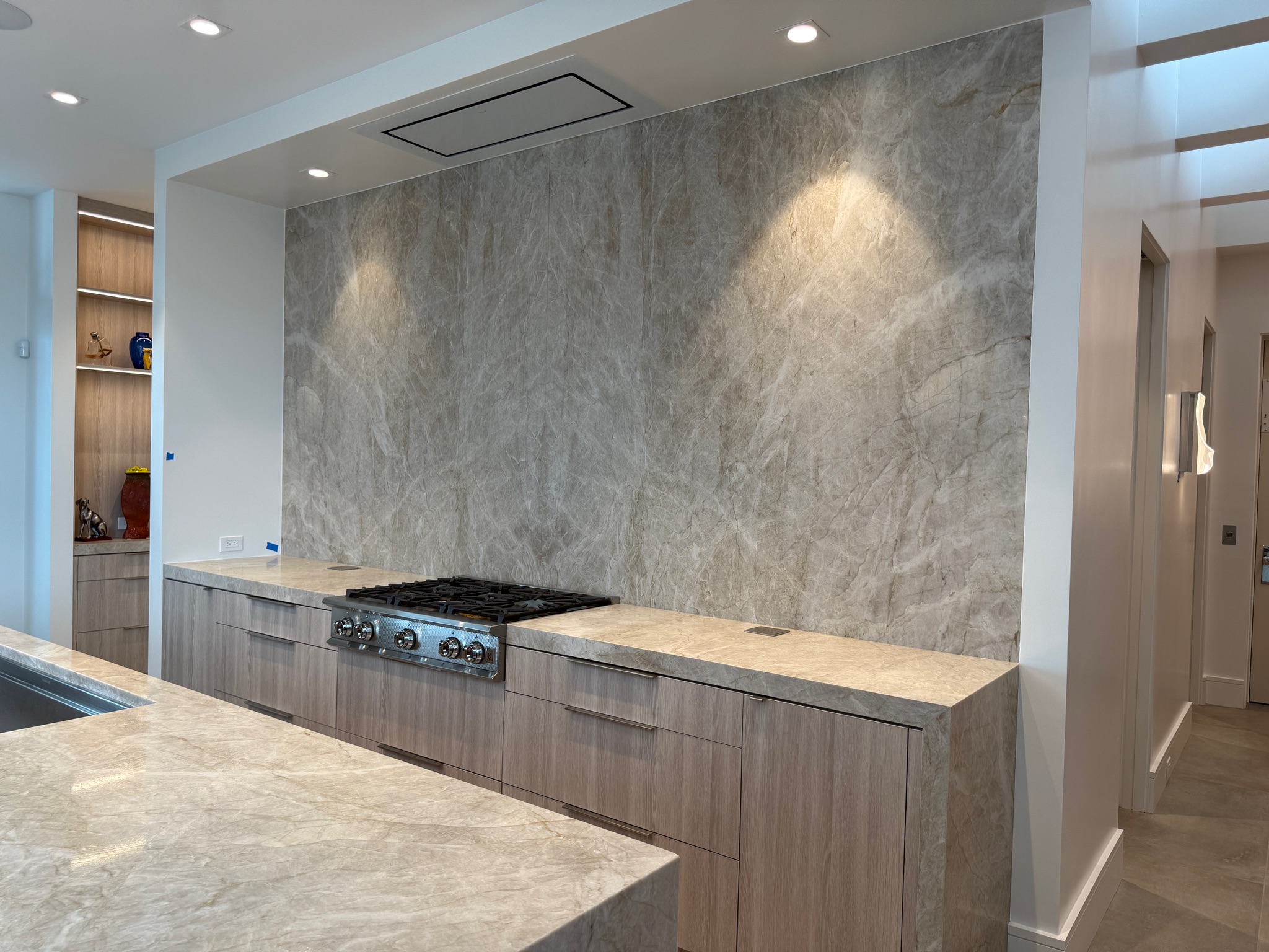 Kitchen Countertops - Custom granite and quartz surfaces